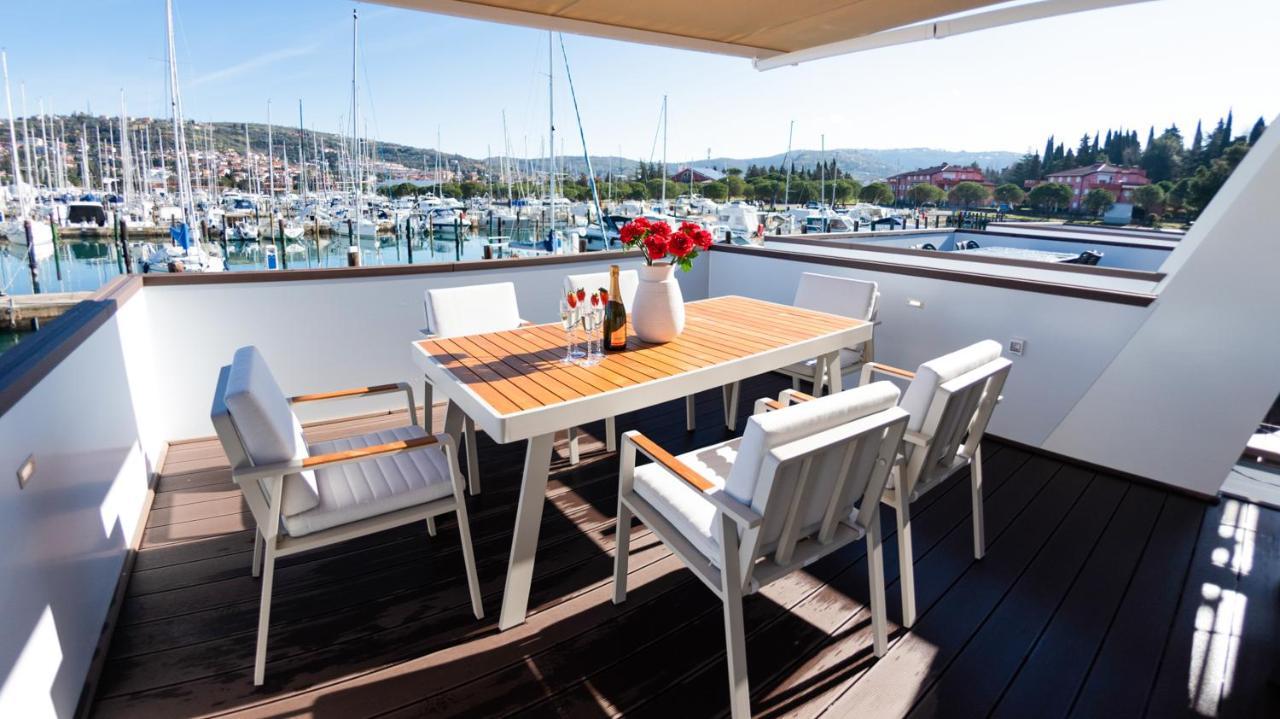הוילה Adria Portoroz Luxury Houseboat מראה חיצוני תמונה