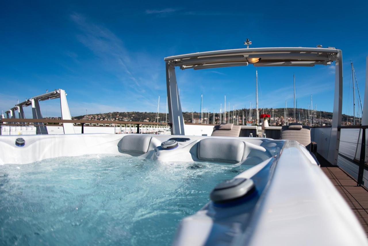הוילה Adria Portoroz Luxury Houseboat מראה חיצוני תמונה
